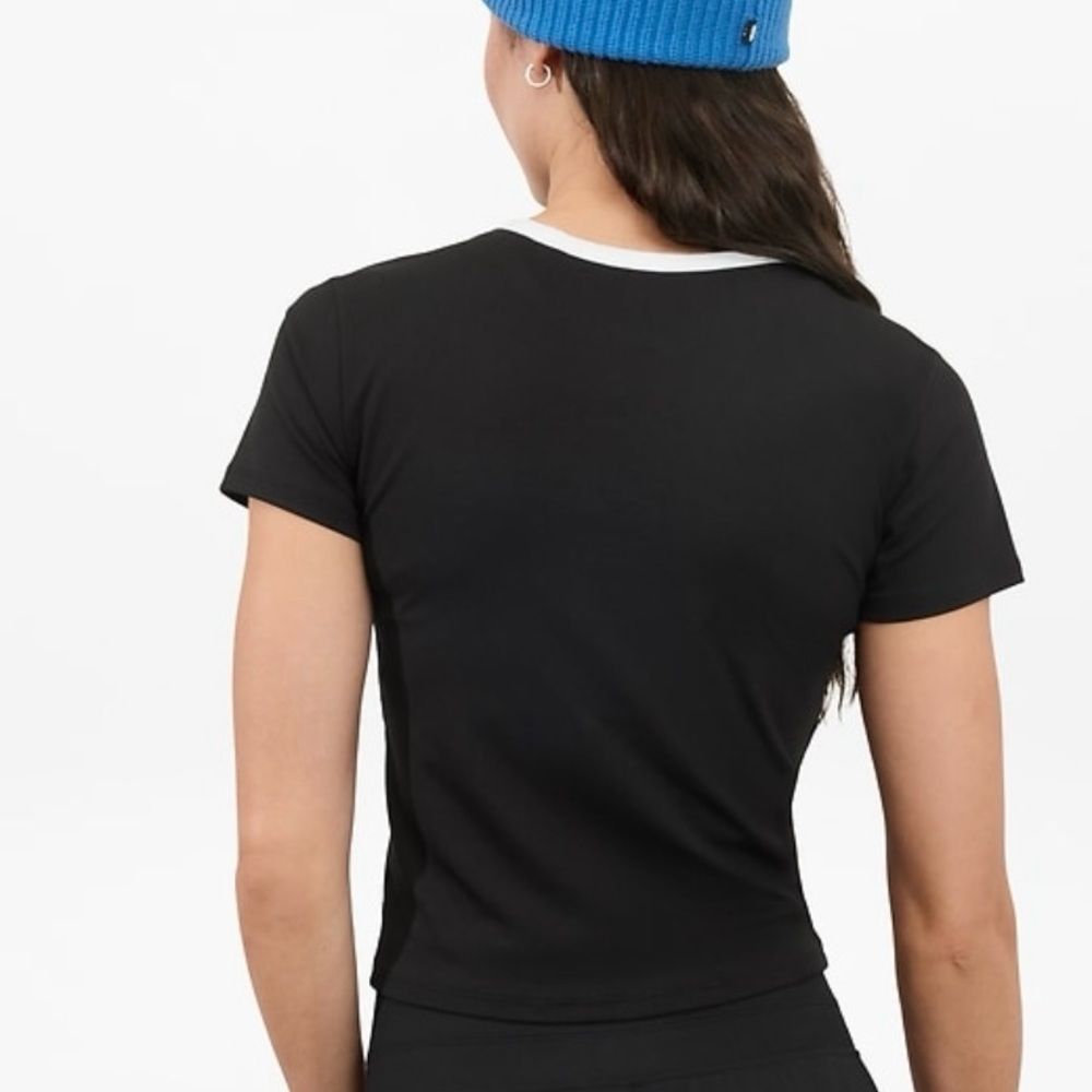Signature Rib Crop Tee - Picture 3 of 5